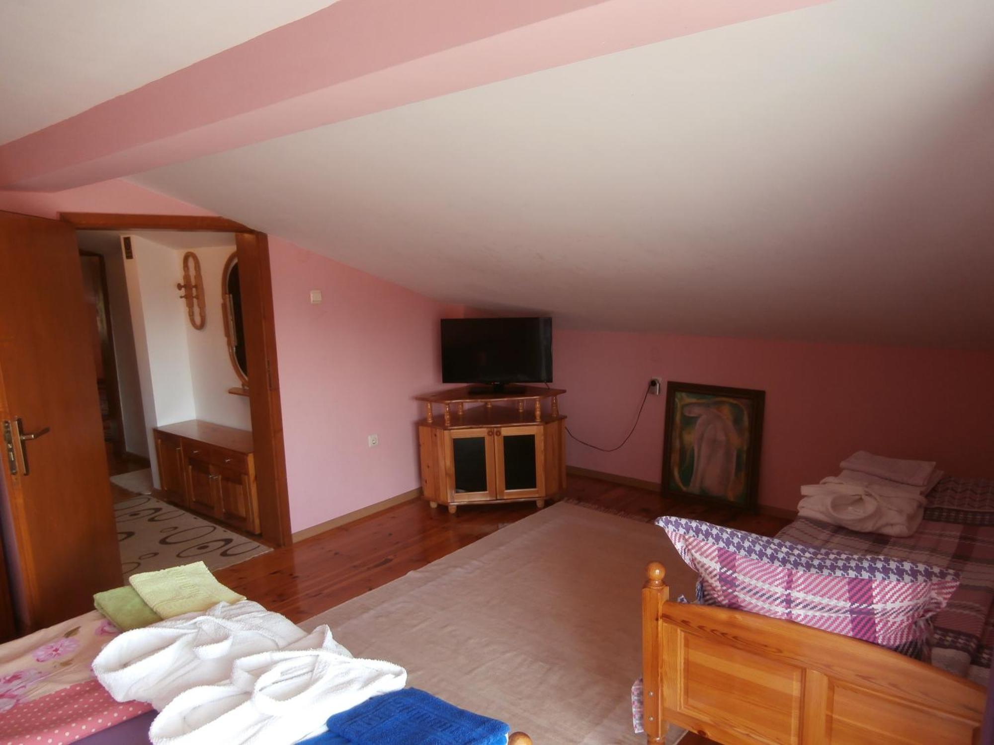 Apartments In House Silent Nature Sandanski Room photo